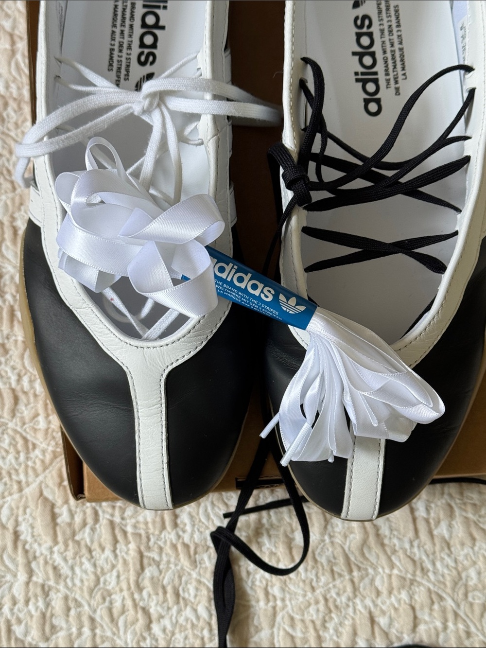 adidas ballet sneakers Taekwondo Mei, black & white, 3 laces, size 9, very clean - Picture 9 of 12